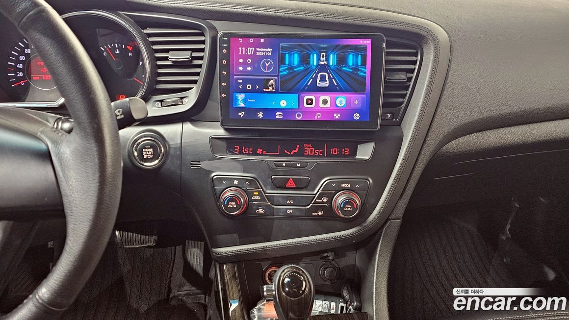 Kia K5 2011