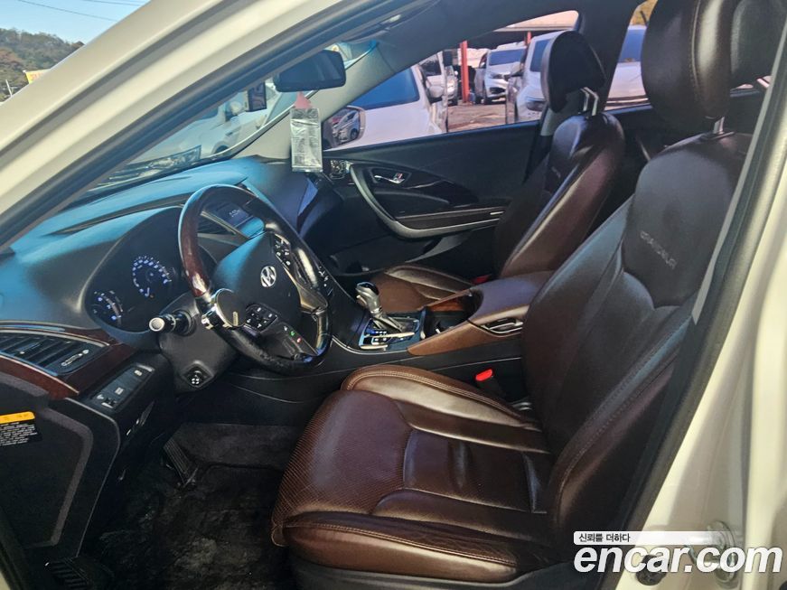 Hyundai Grandeur 2013