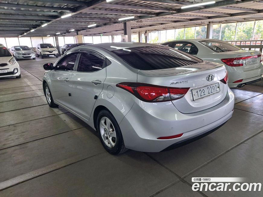 Hyundai AVANTE 2016