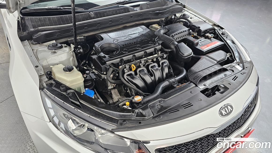 Kia K5 2011