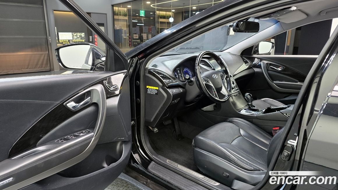 Hyundai Grandeur 2015