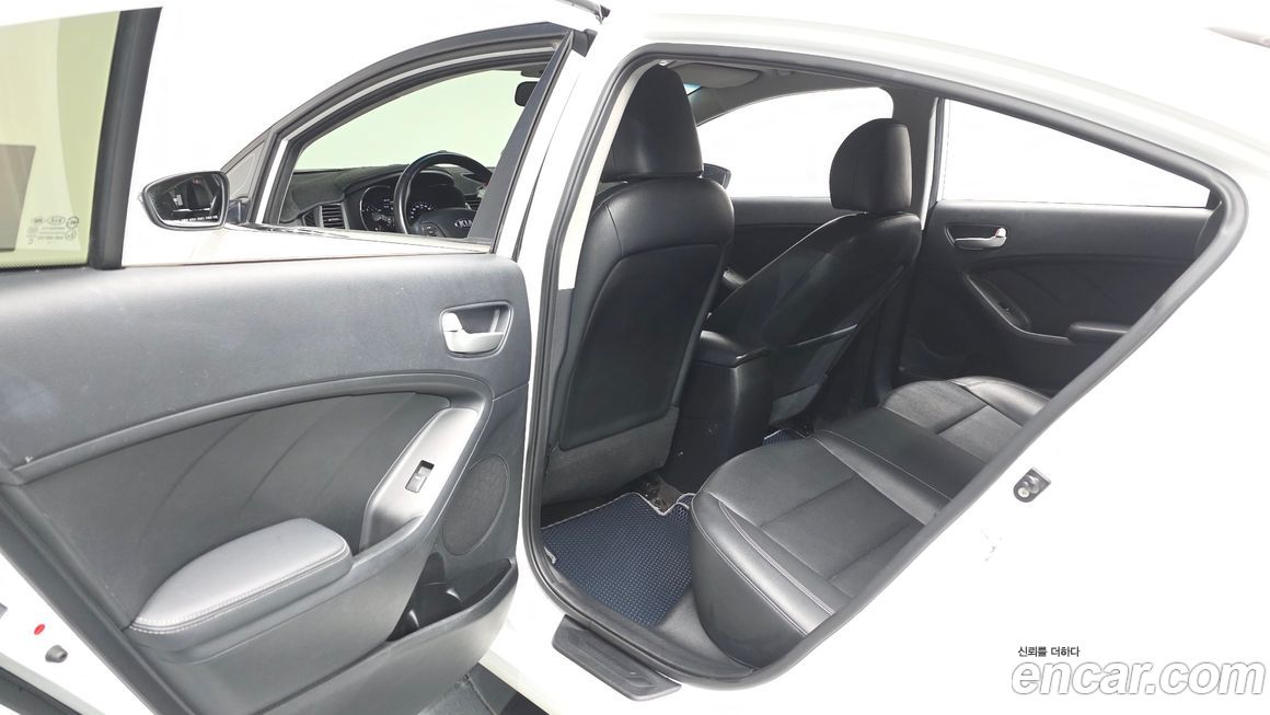 Kia K3 2013