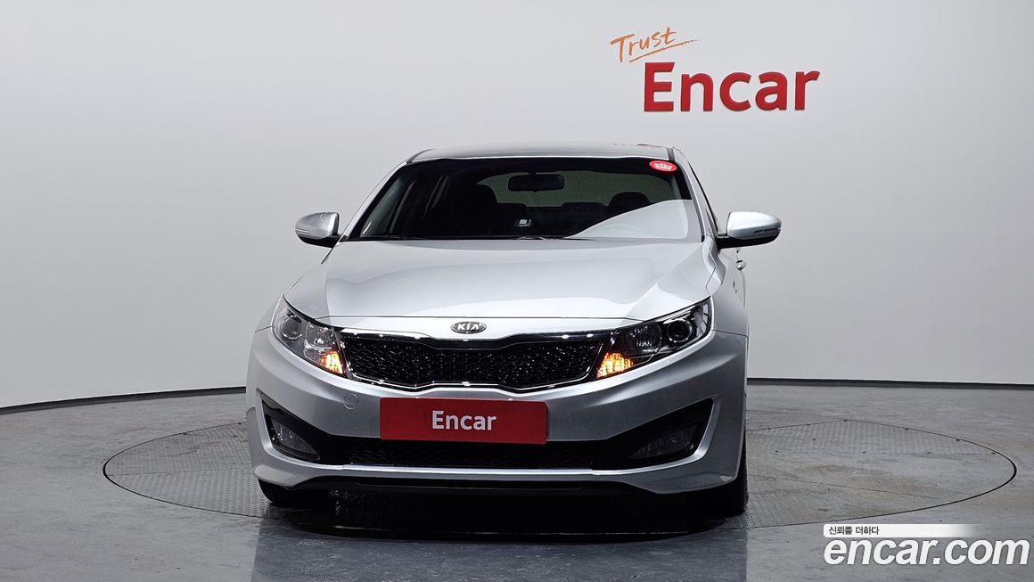 Kia K5 2011