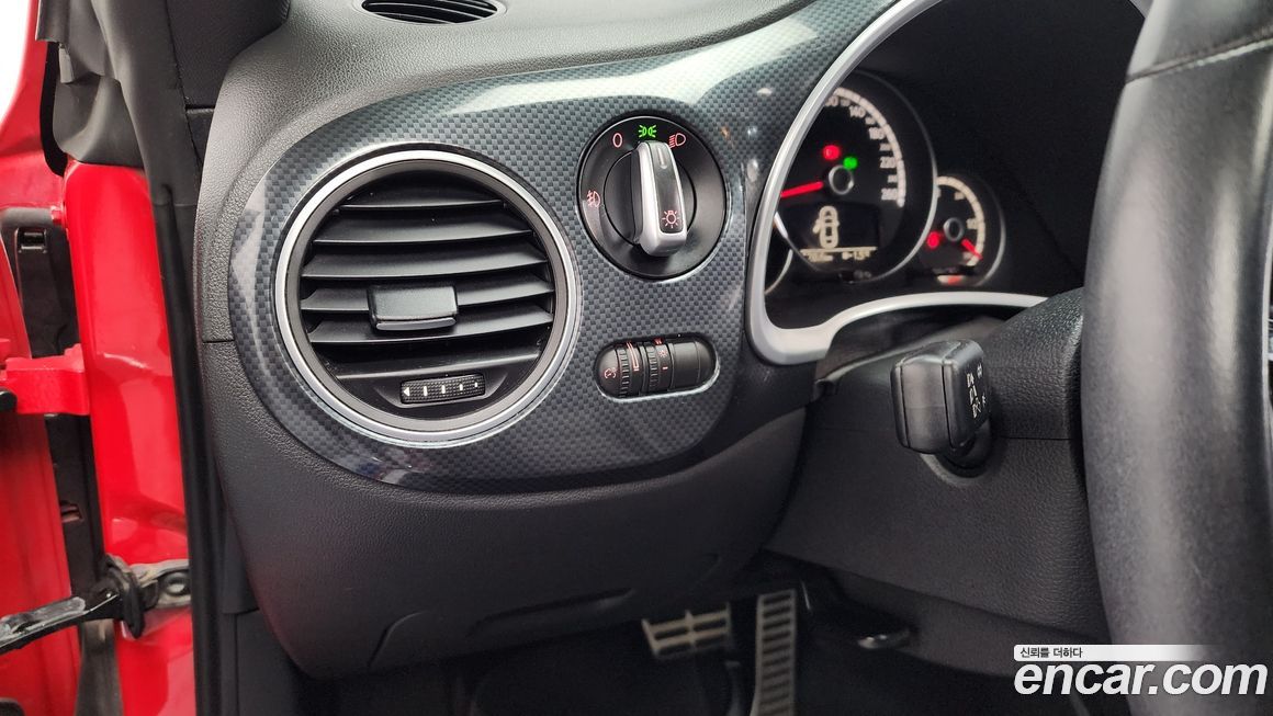 Volkswagen Beatle 2013