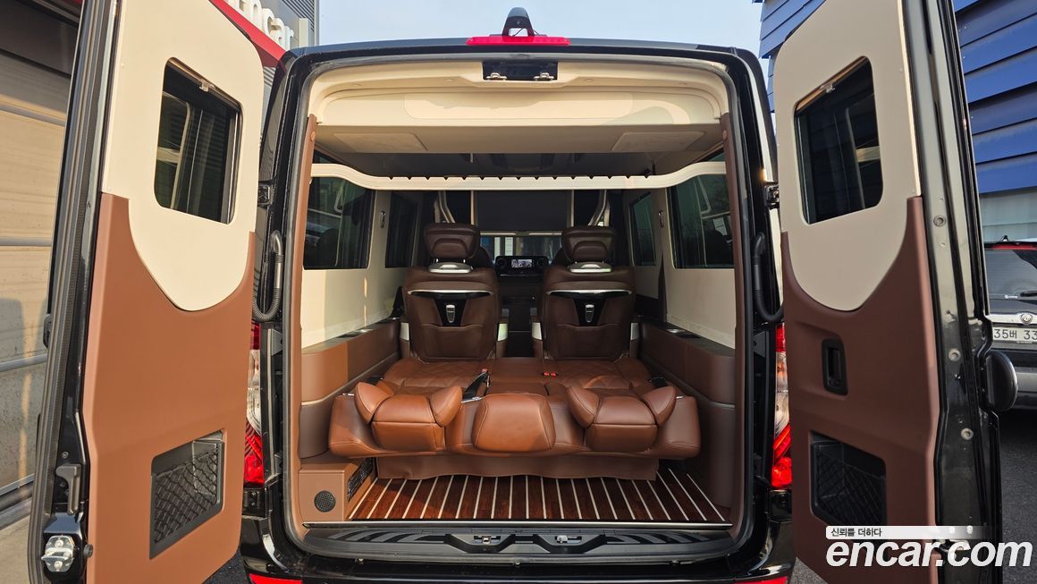 Mercedes-Benz Sprinter 2024