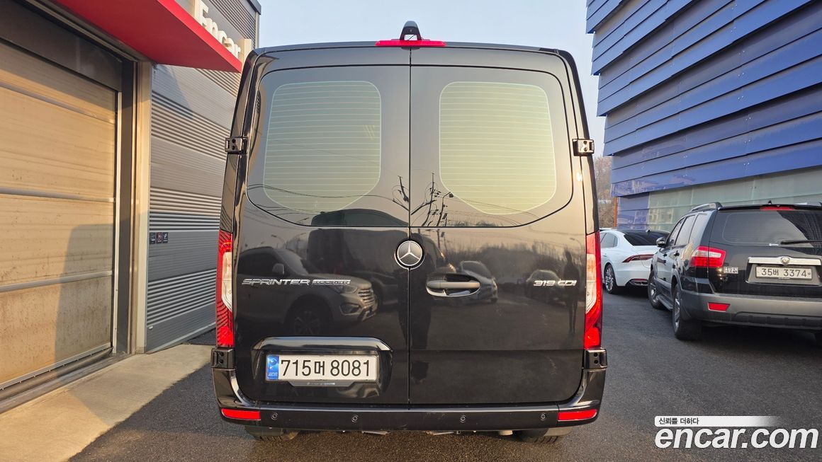 Mercedes-Benz Sprinter 2024