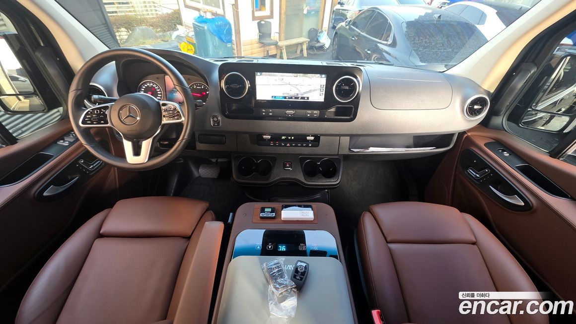 Mercedes-Benz Sprinter 2024