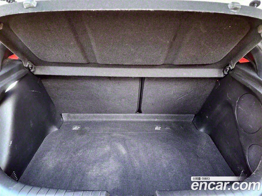 Hyundai Veloster 2018