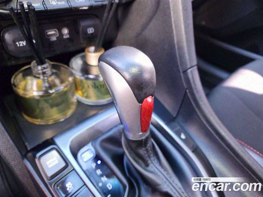 Hyundai Veloster 2018