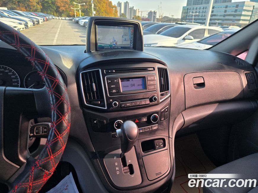 Hyundai Starex 2018