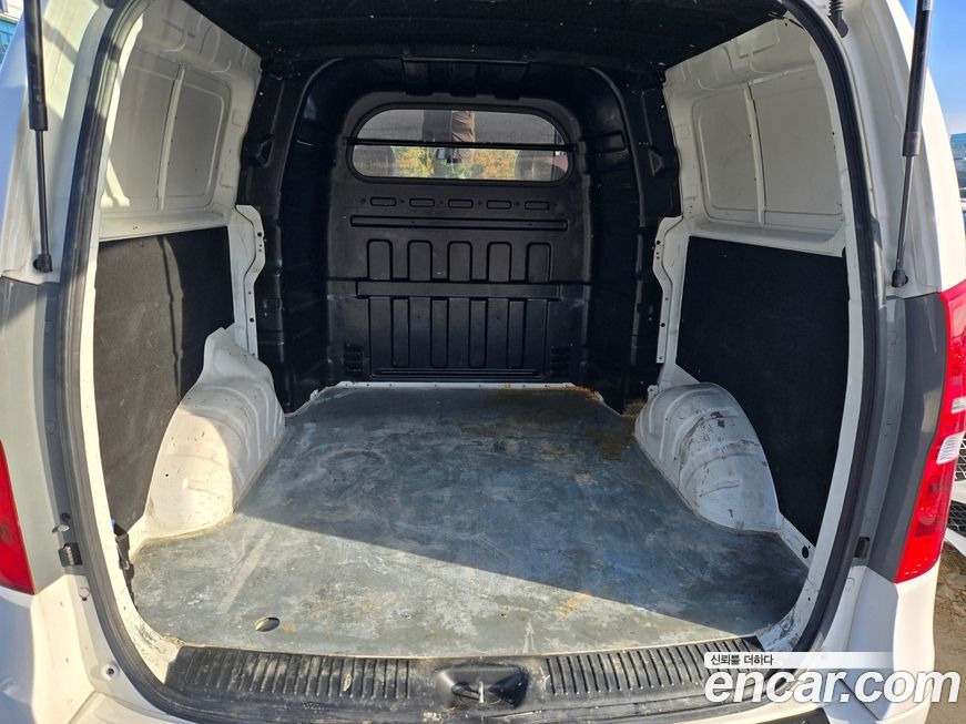 Hyundai Starex 2018