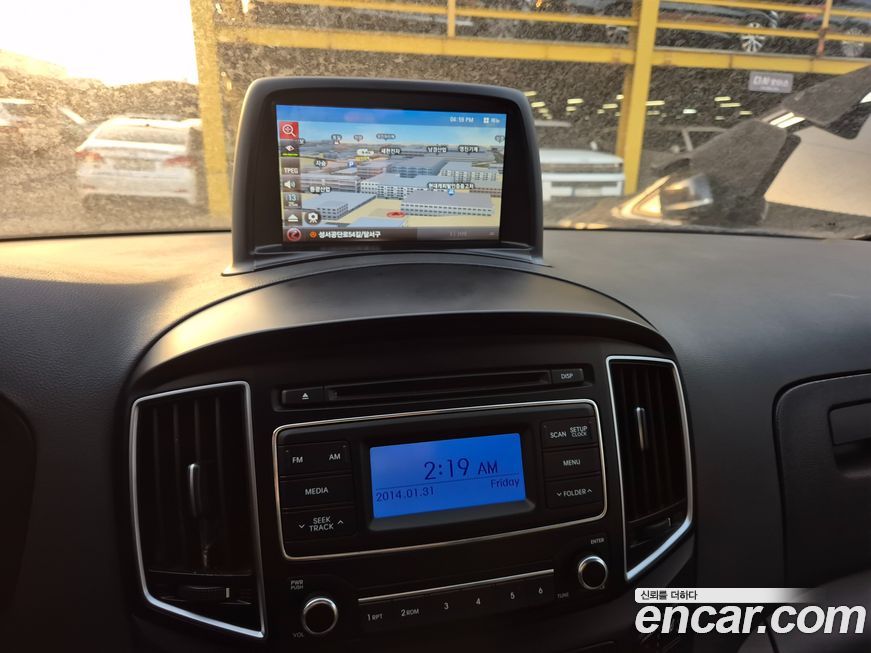 Hyundai Starex 2016
