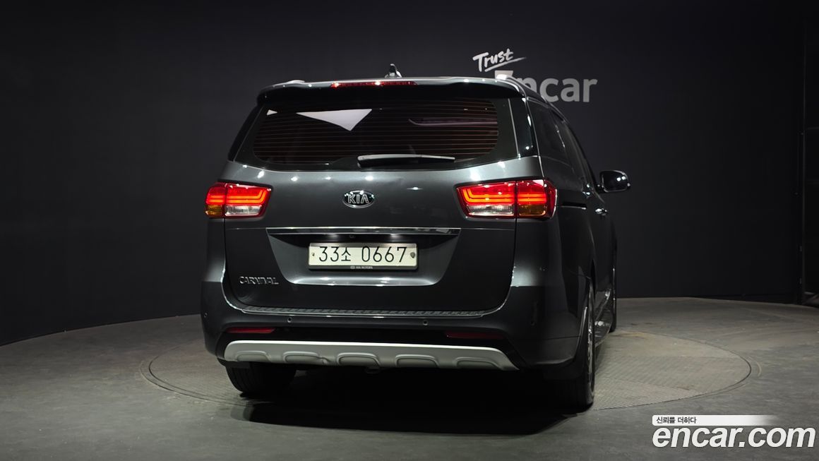 Kia Canival 2016