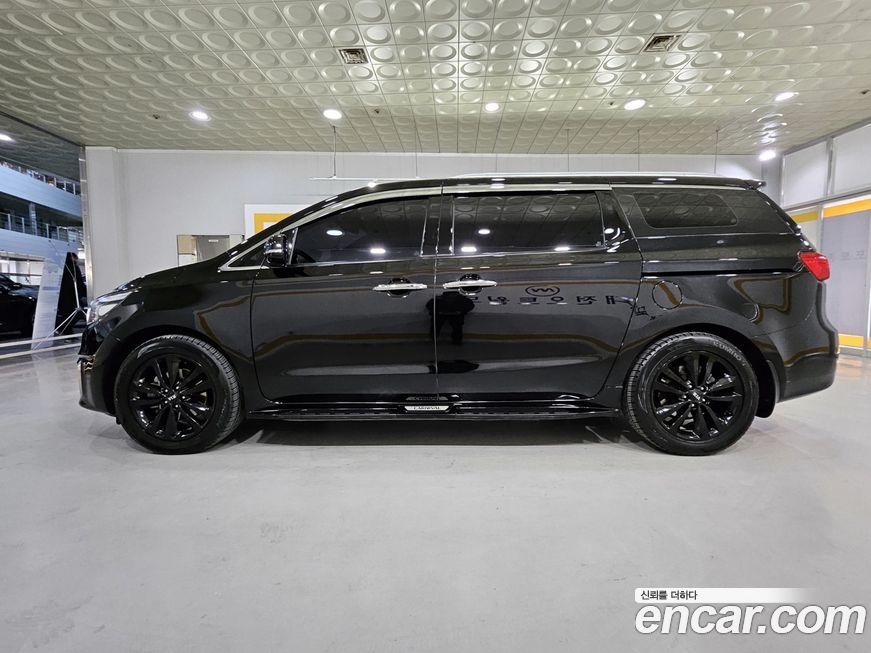 Kia Canival 2015
