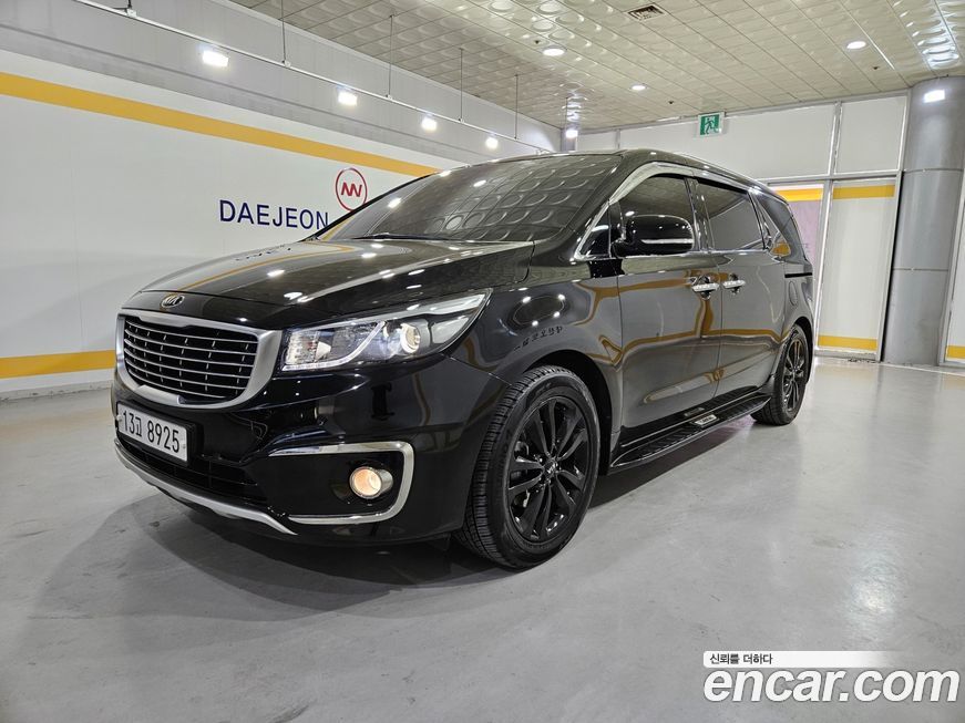Kia Canival 2015