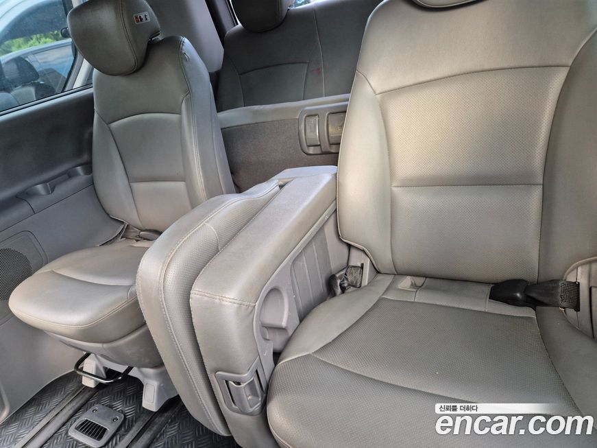 Hyundai Starex 2016