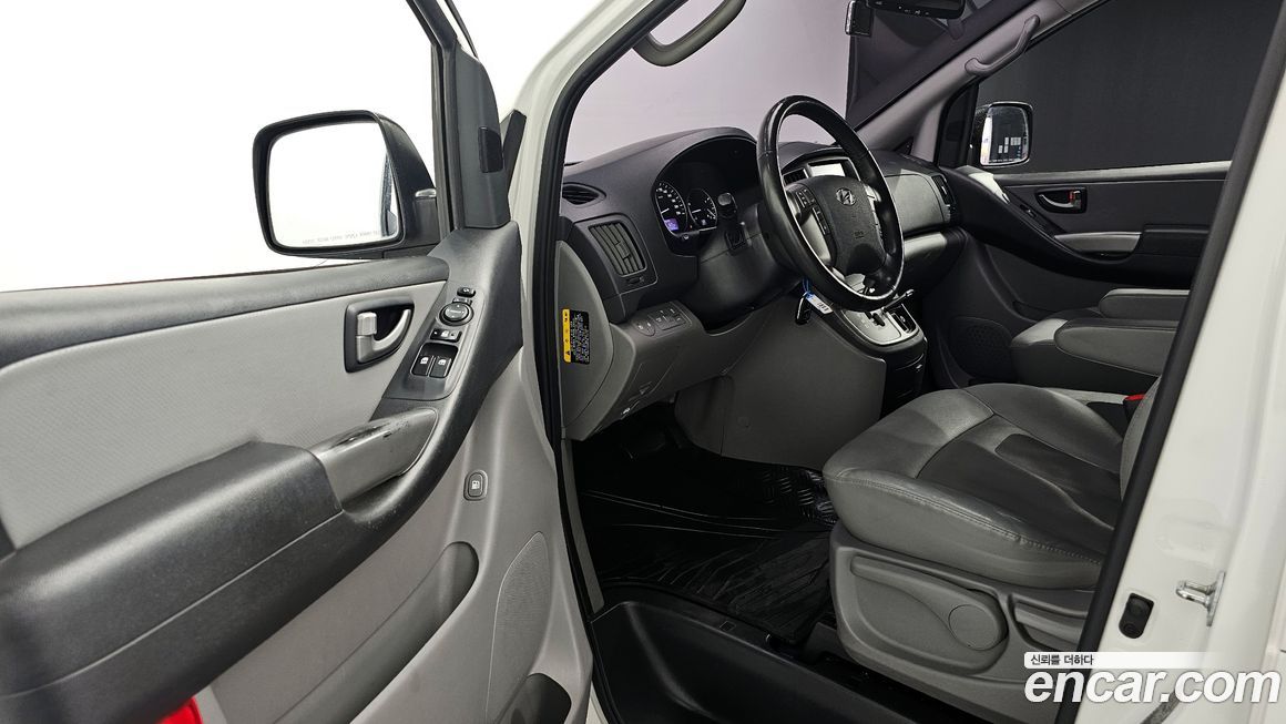 Hyundai Starex 2019