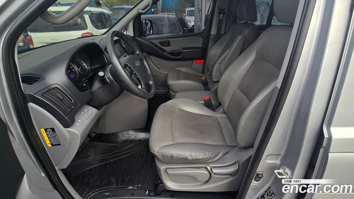 Hyundai Starex 2019