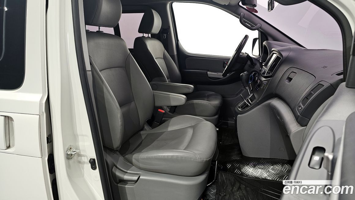Hyundai Starex 2019