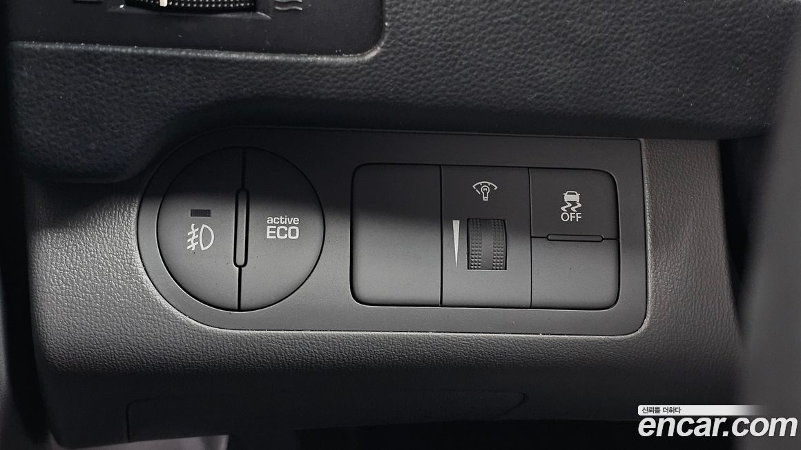 Hyundai Starex 2021