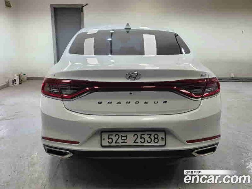 Hyundai Grandeur 2017