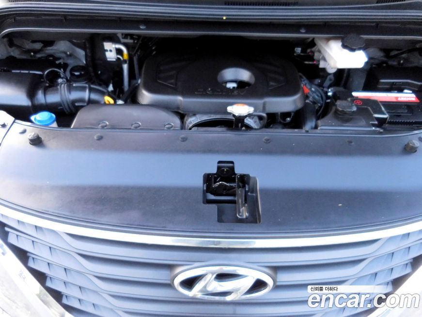 Hyundai Starex 2021