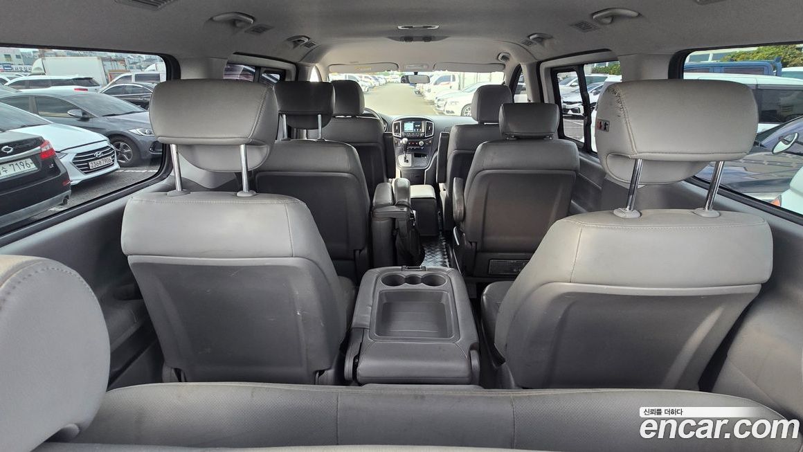 Hyundai Starex 2019