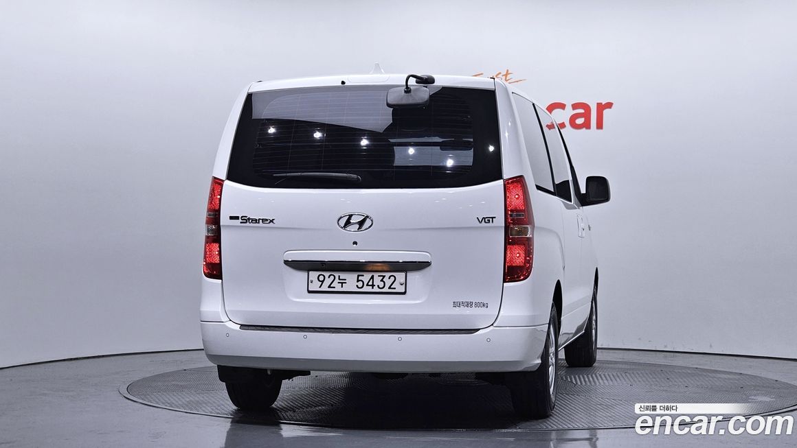 Hyundai Starex 2021