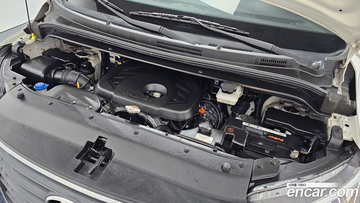 Hyundai Starex 2021