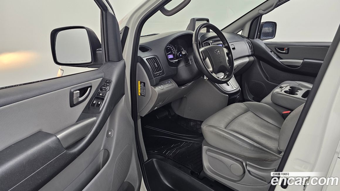 Hyundai Starex 2021