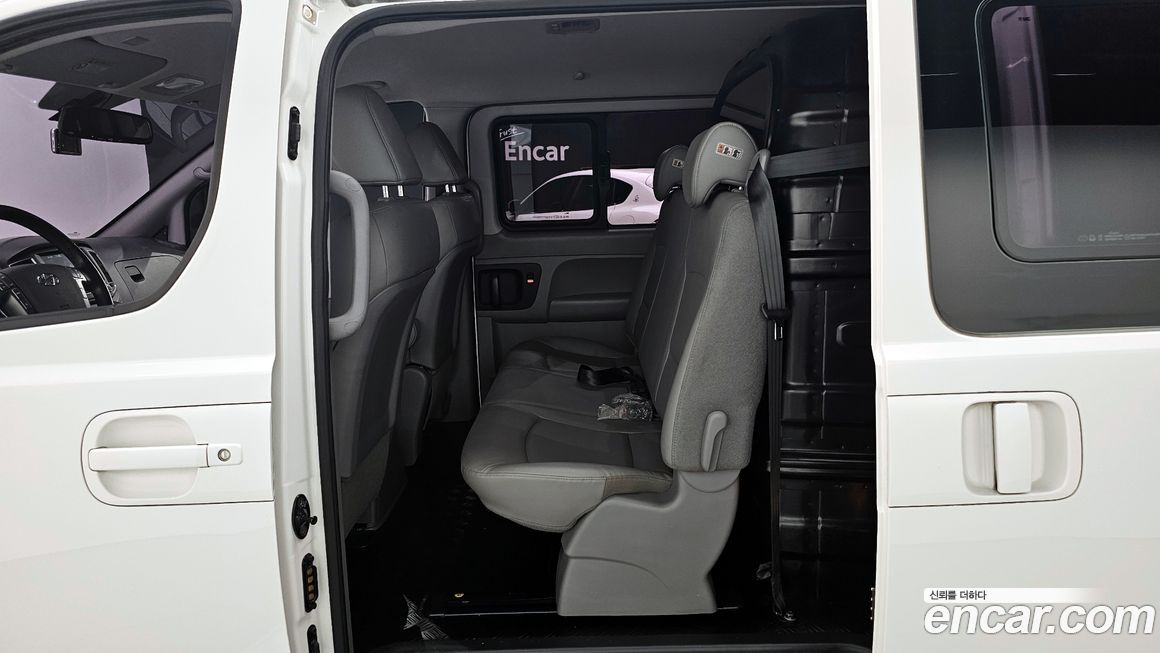 Hyundai Starex 2019