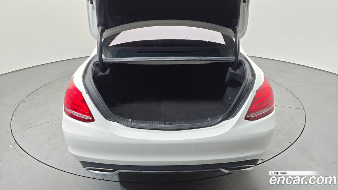 Mercedes-Benz C-Class 2016