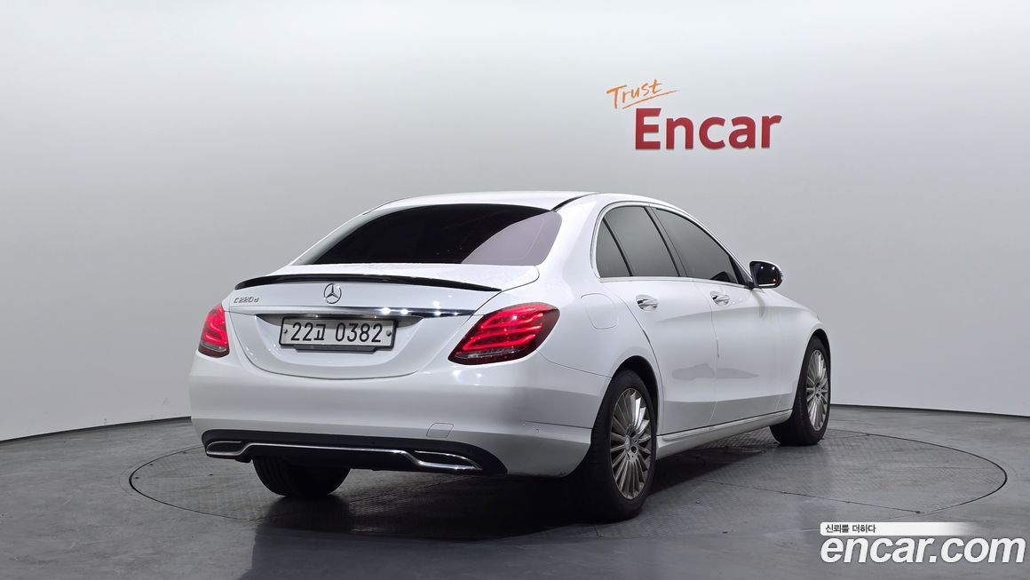 Mercedes-Benz C-Class 2016