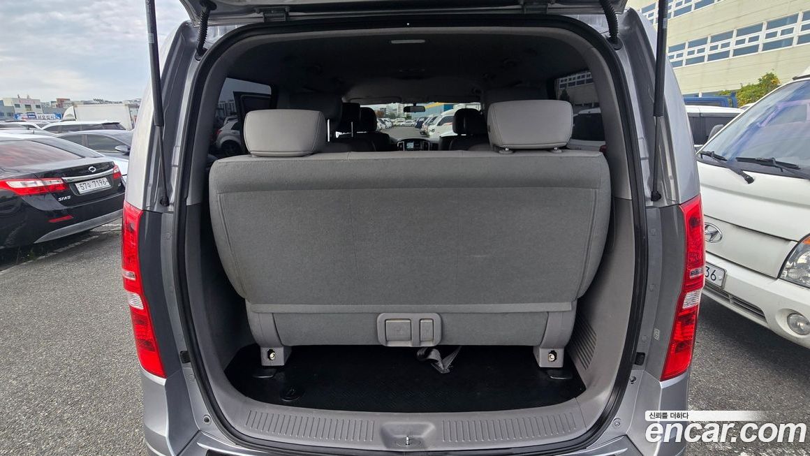 Hyundai Starex 2019