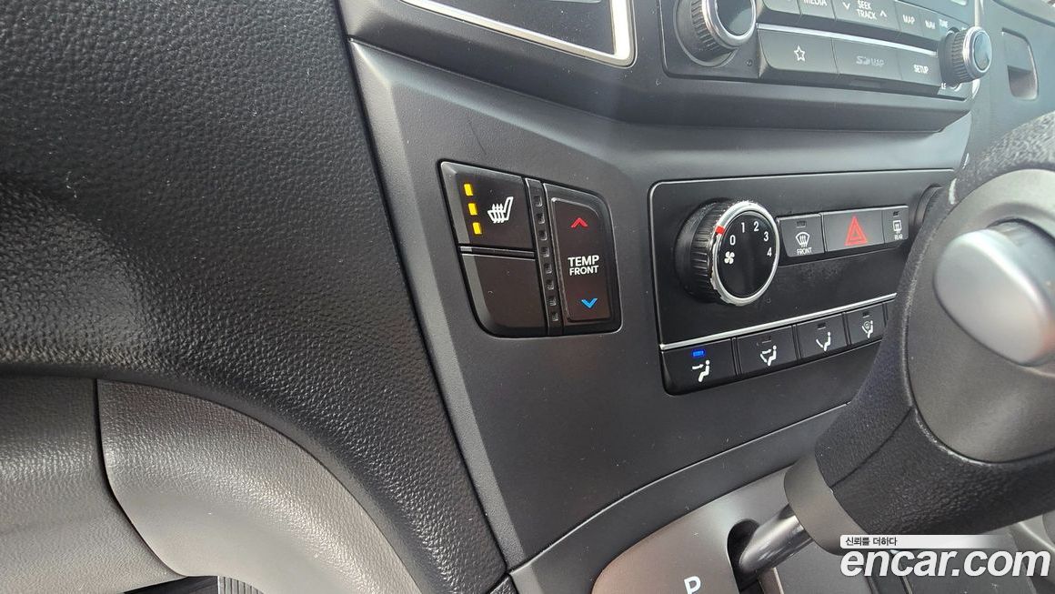 Hyundai Starex 2019