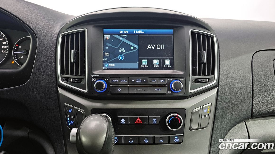 Hyundai Starex 2019