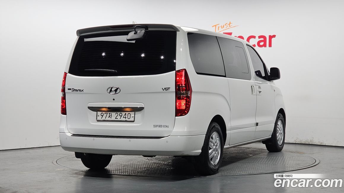 Hyundai Starex 2019