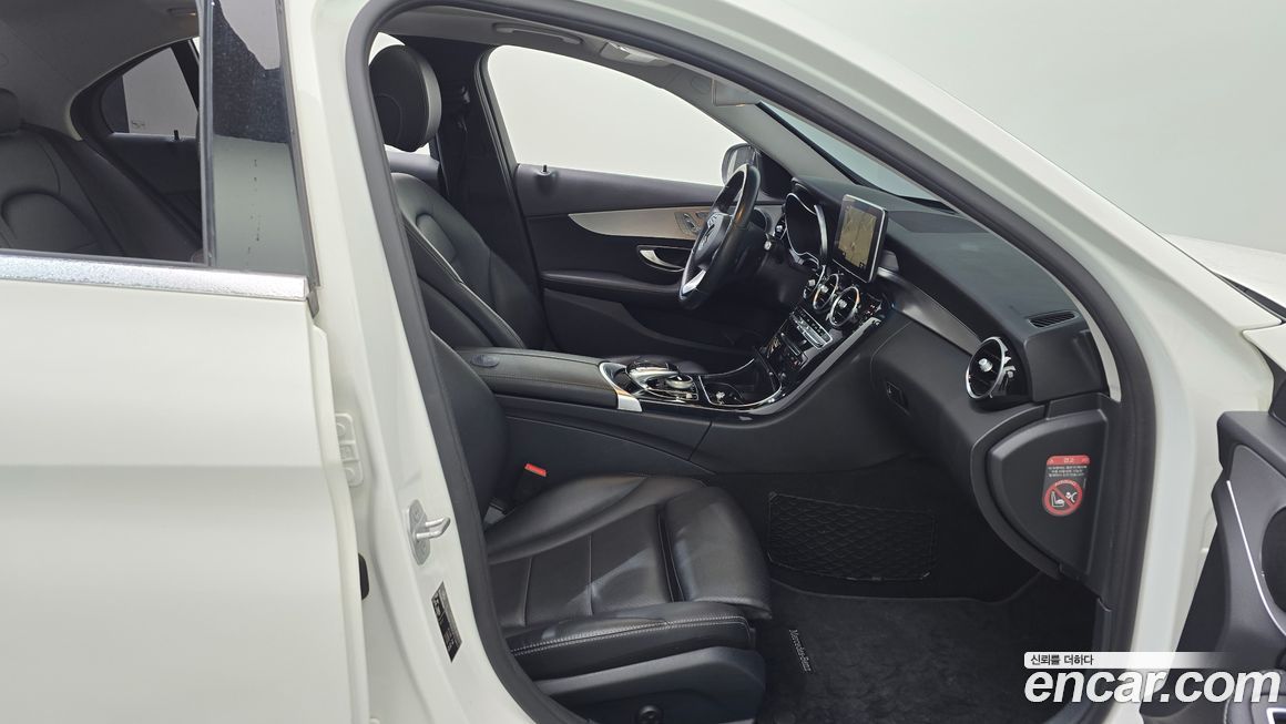 Mercedes-Benz C-Class 2016