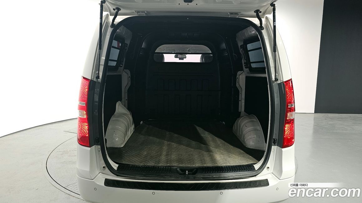 Hyundai Starex 2019