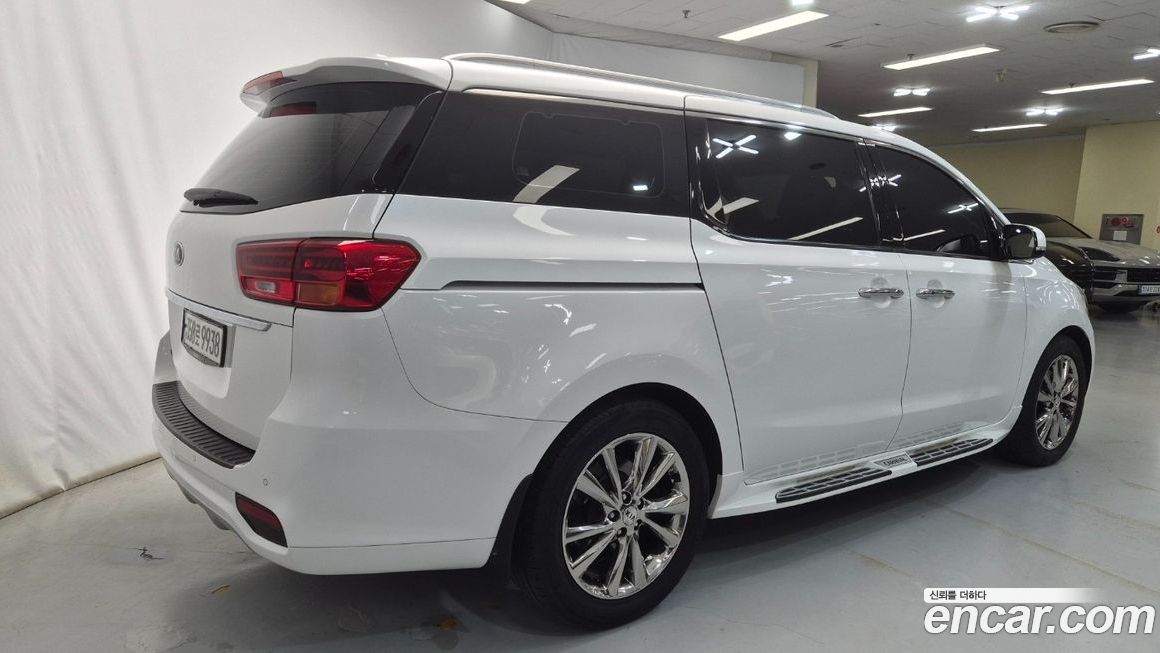 Kia Canival 2019
