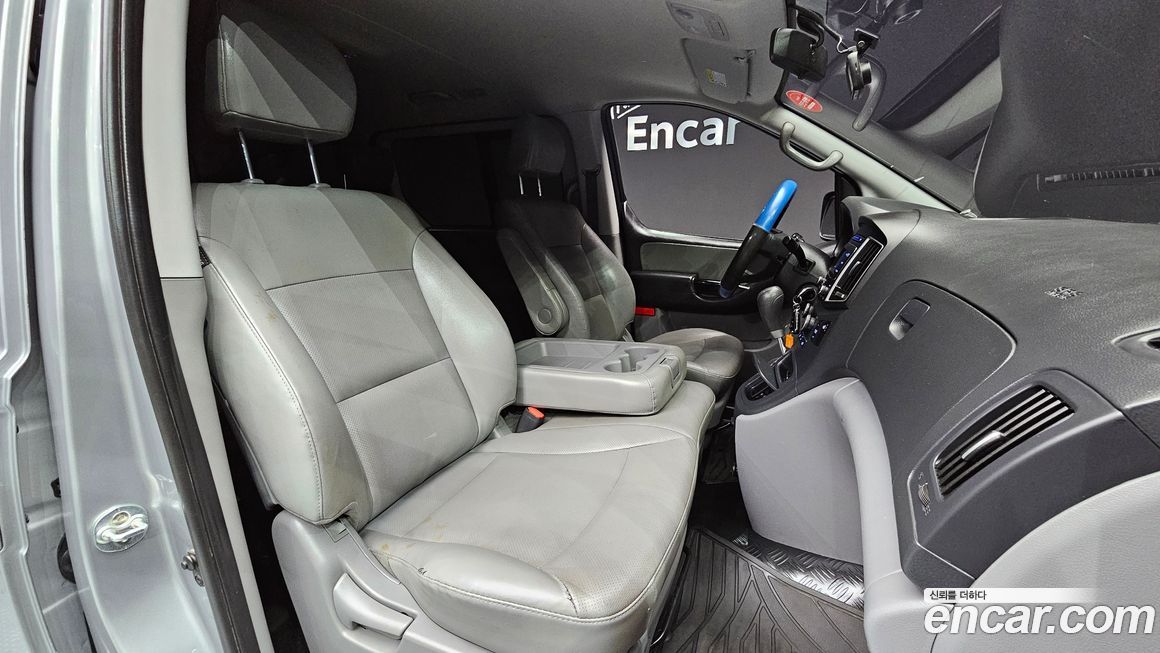 Hyundai Starex 2019