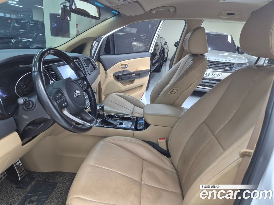 Kia Canival 2019