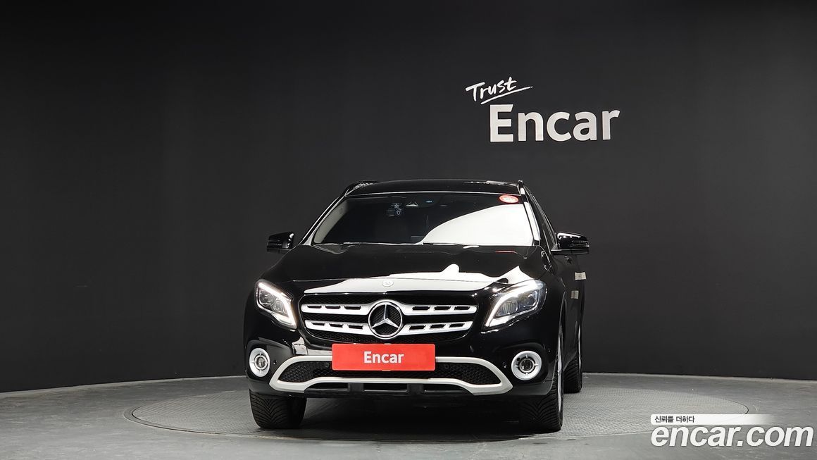 Mercedes-Benz GLA-Class 2018