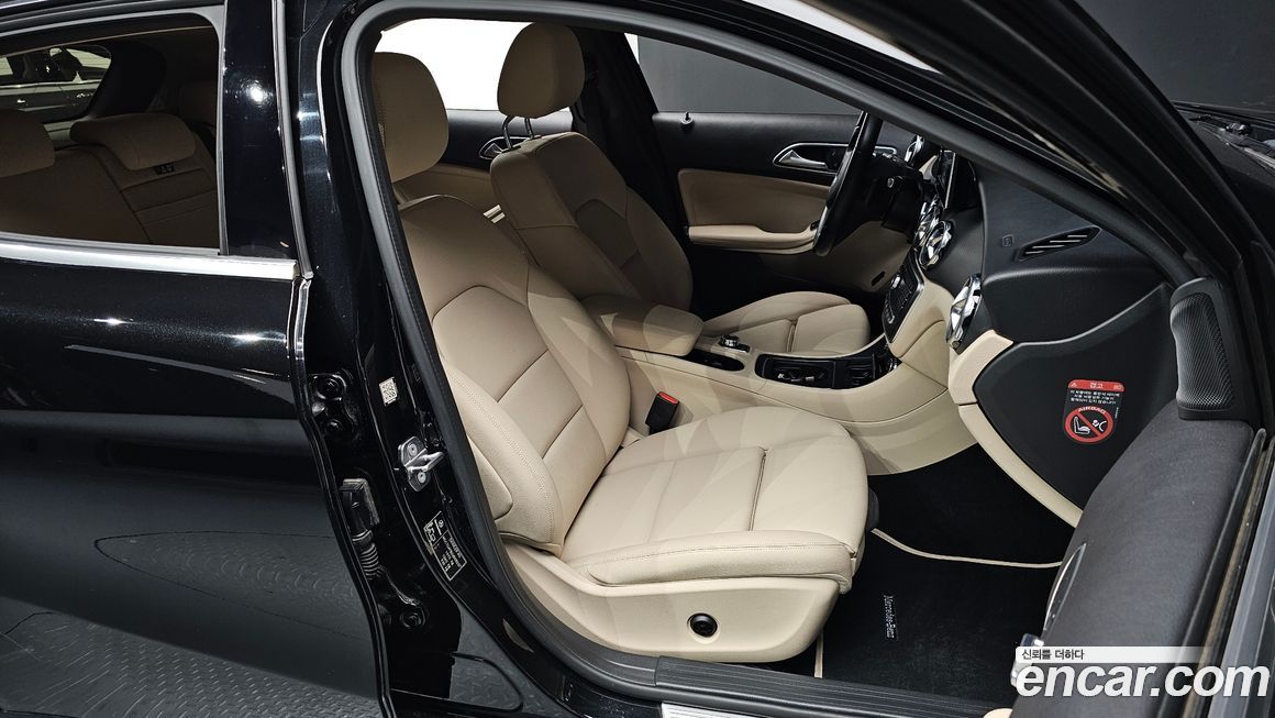 Mercedes-Benz GLA-Class 2018