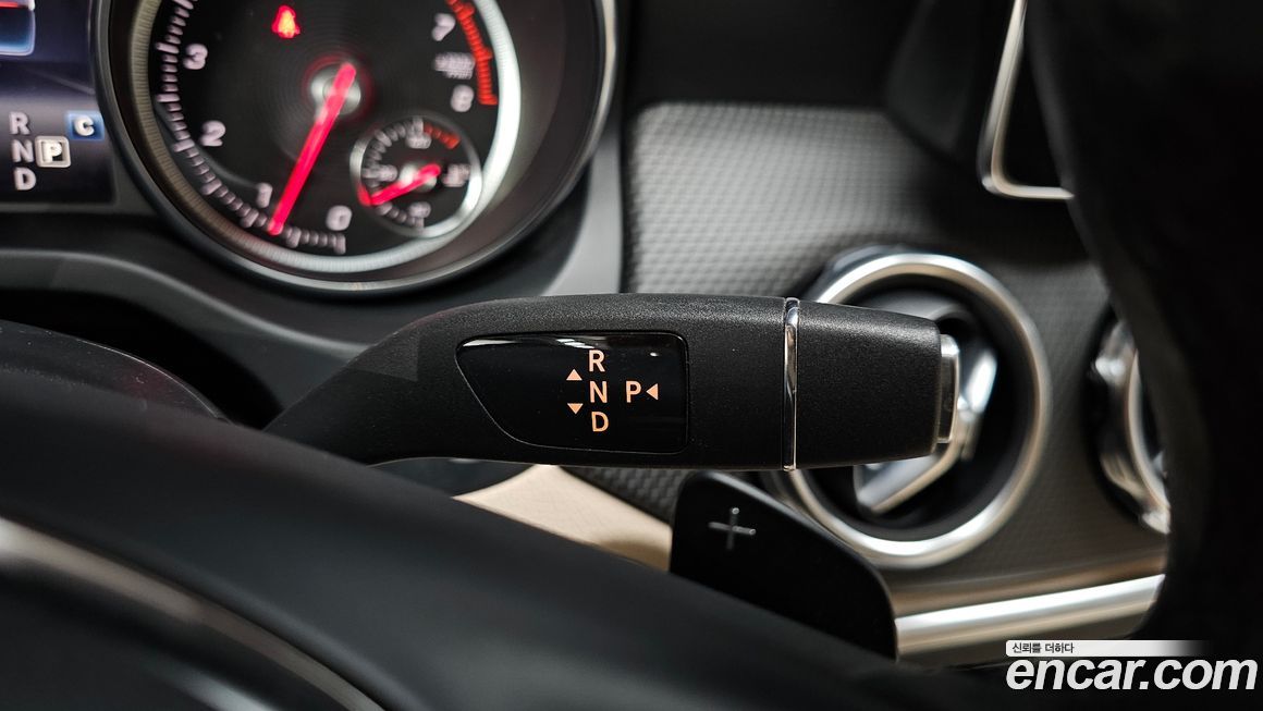 Mercedes-Benz GLA-Class 2018