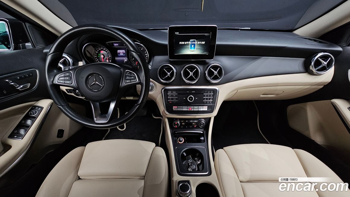 Mercedes-Benz GLA-Class 2018
