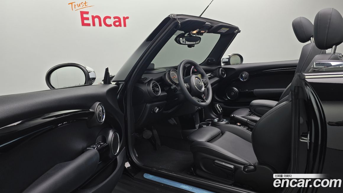 Mini Cooper Convertible 2020