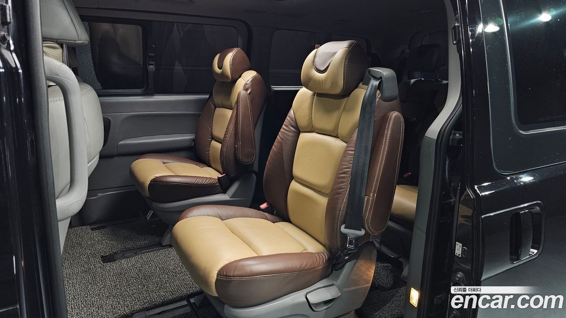 Hyundai Starex 2019