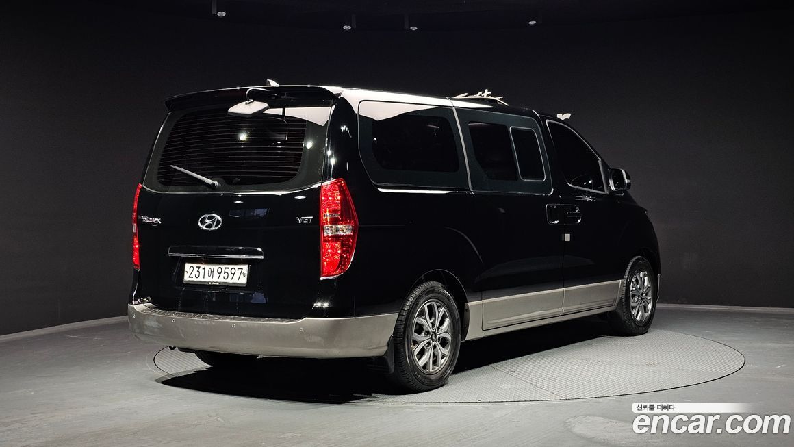 Hyundai Starex 2019