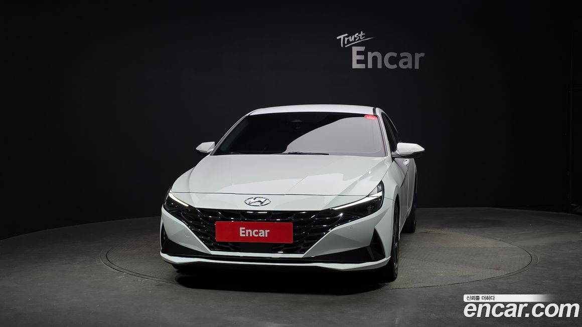 Hyundai AVANTE 2021